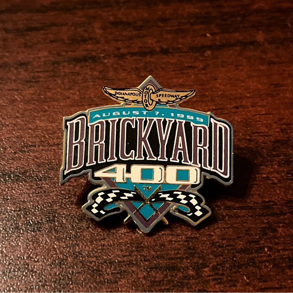 Vintage 1999 NASCAR Brickyard 400 Indianapolis‎ Motor Speedway Lapel Pin